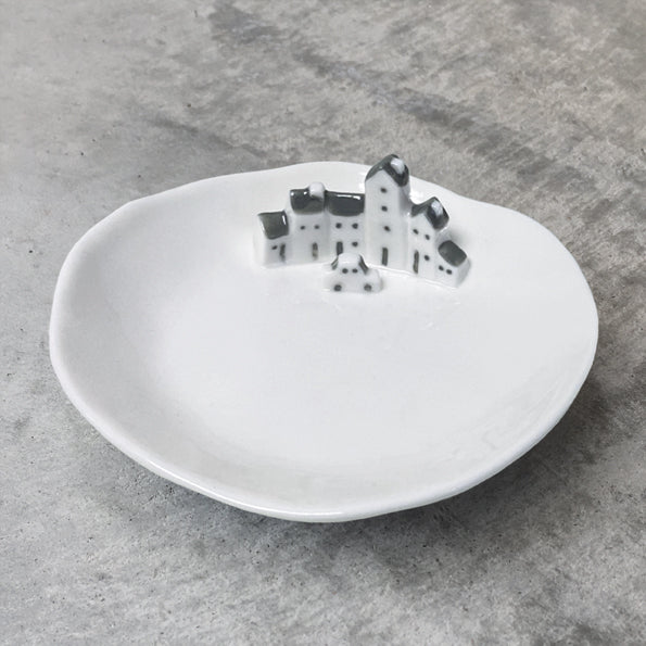 Porcelain Dish - Street & Car