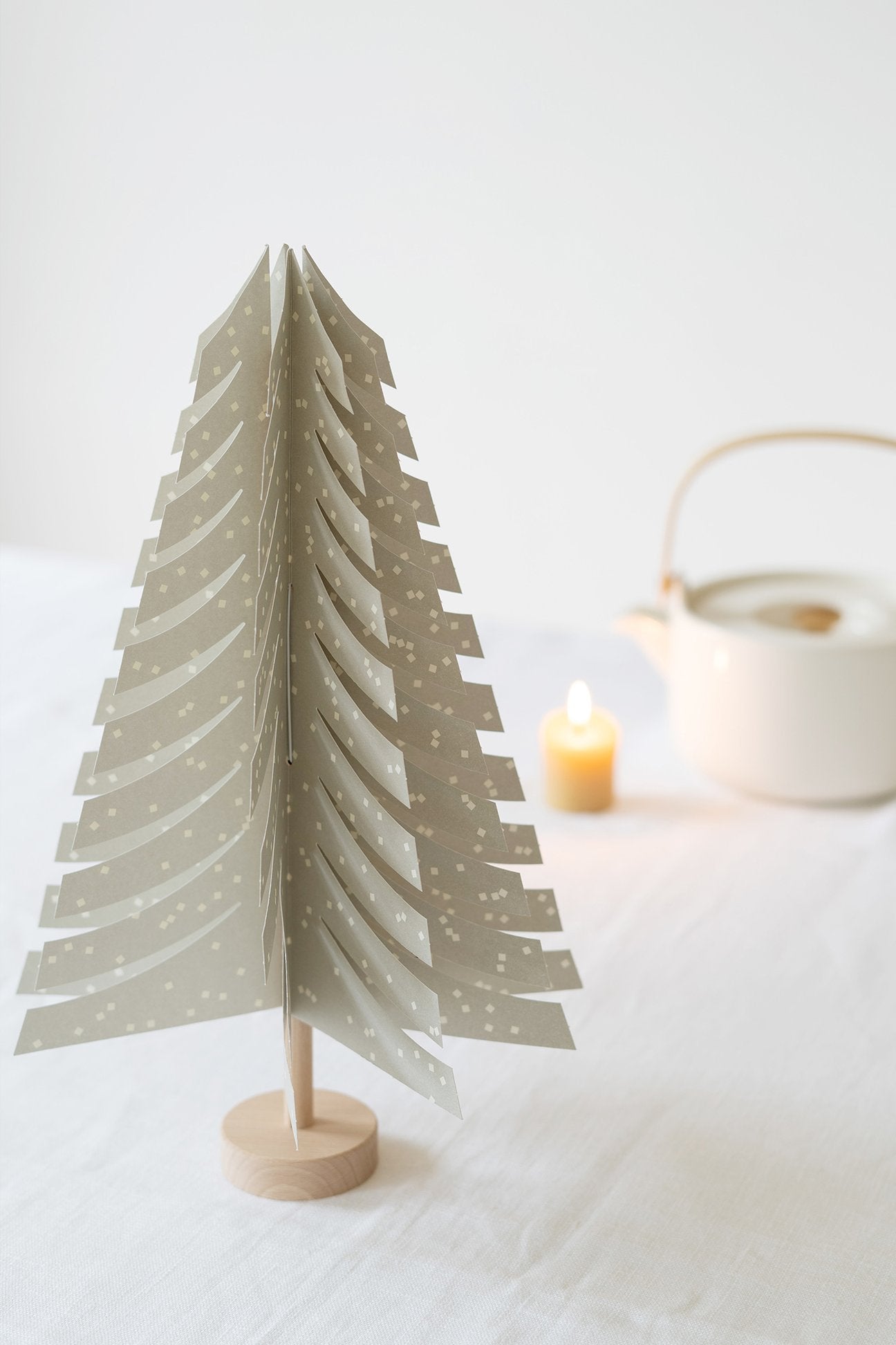 Wood and paper FIR tree decoration in light grey