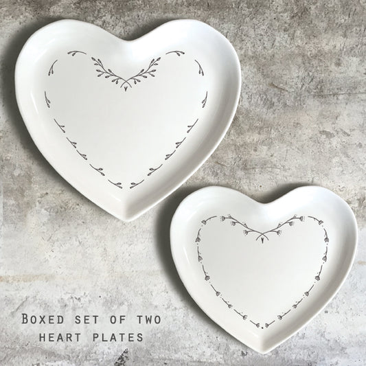Boxed Set of 2 Heart Plates