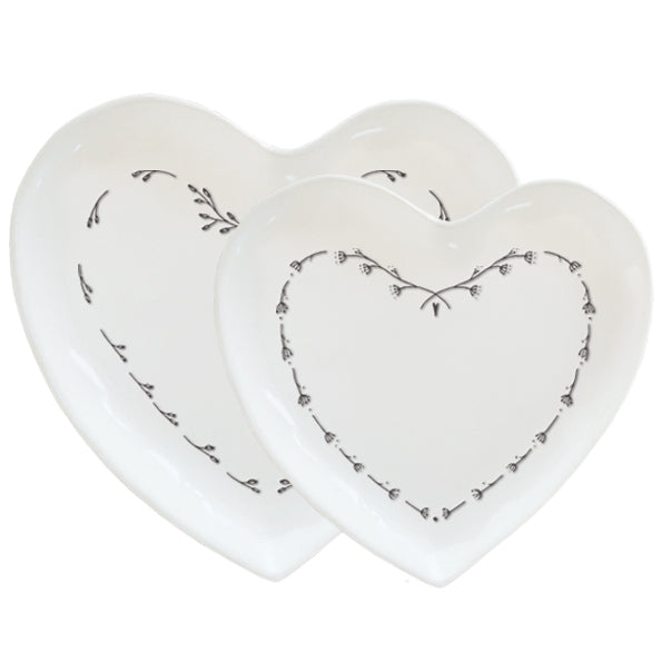 Boxed Set of 2 Heart Plates